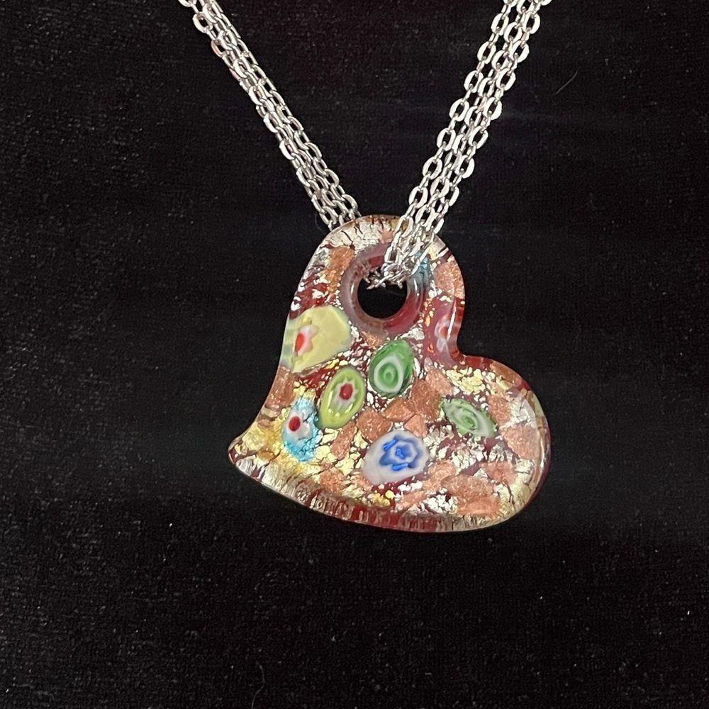 Premier Designs Beautiful Multicolor Glass Heart Statement Necklace